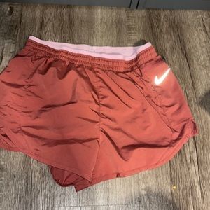 Cute Nike running short!